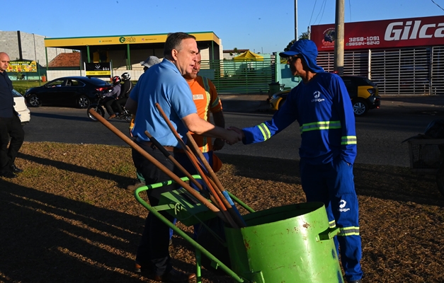 Mabel reforça zeladoria de Goiânia em mutirões que atendem todas as regiões