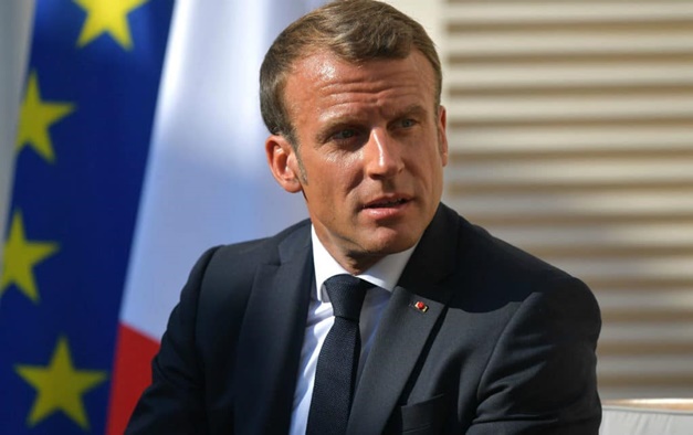Macron: "Brasileiros merecem presidente que se comporte à altura do cargo"