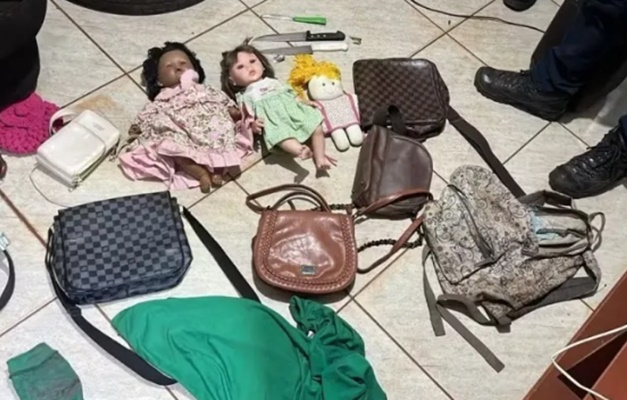 Mãe reconhece bolsa da filha em casa de suposto serial killer em Rio Verde
