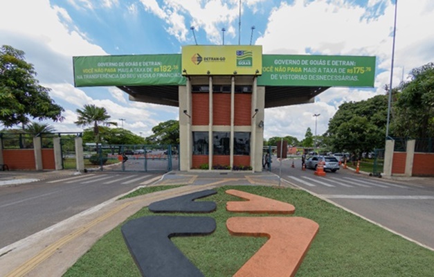 Mais de 100 mil motoristas goianos ainda não atualizaram teste toxicológico