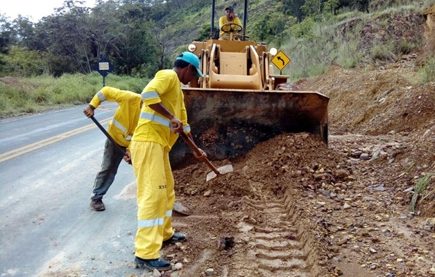 Mais de 111 quilômetros de rodovias goianas são recuperadas em um mês