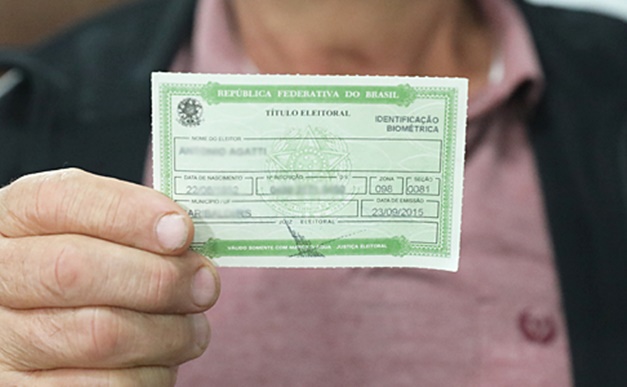 Mais de 5 milhões de pessoas podem ter o título de eleitor cancelado