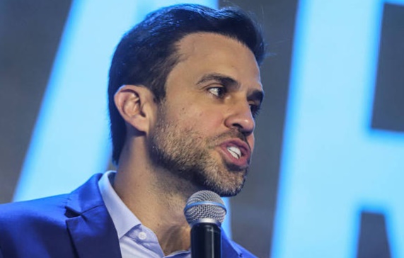 Marçal compara cadeirada em debate a tiro em Trump e facada em Bolsonaro