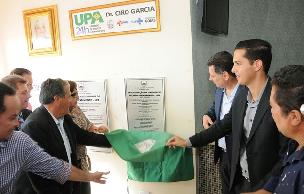 Marconi destaca importância de escola e hospital inaugurados em Itumbiara