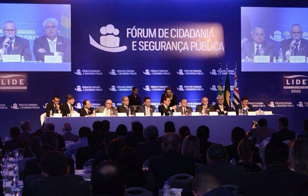 Marconi e Cunha participam de fórum sobre Segurança Pública em Goiânia