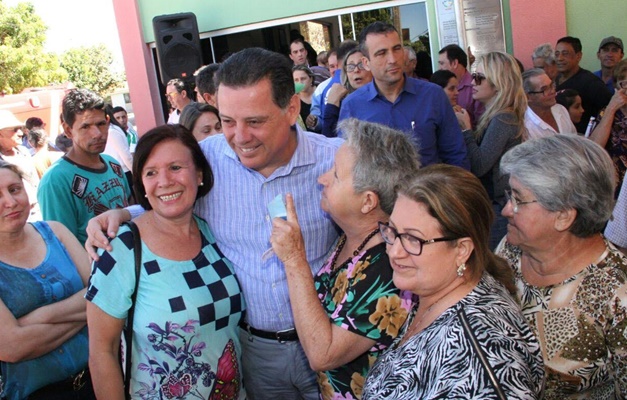 Marconi em Aloândia: "Goiás na Frente é a Caravana das obras e benefícios"