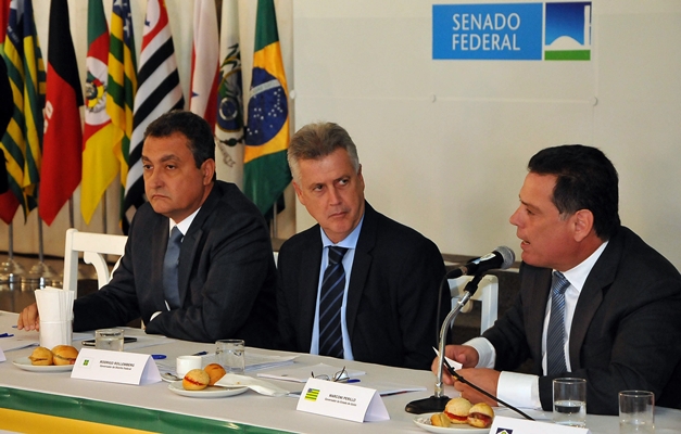 Marconi Perillo defende novo Pacto Federativo durante reunião em Brasília