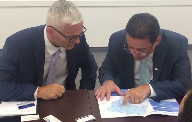 Marconi Perillo discute comércio bilateral entre Goiás e Ontário