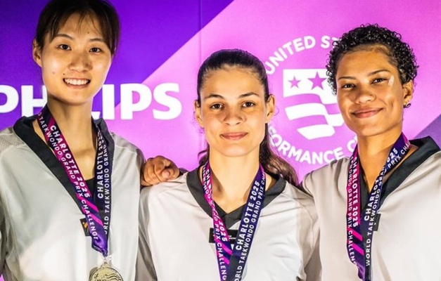 Maria Clara Pacheco conquista ouro inédito no Grand Prix de Taekwondo