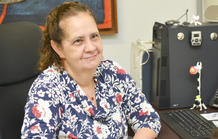 Maria Clorinda defende renovação na UFG: "Mesmo grupo no comando há 20 anos"