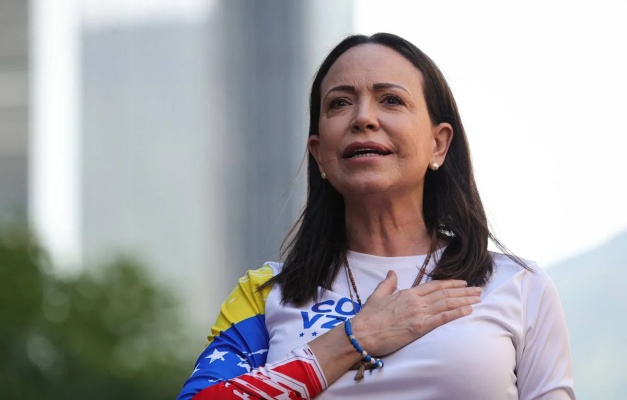 María Corina Machado se emociona ao receber notícia do Nobel da Paz