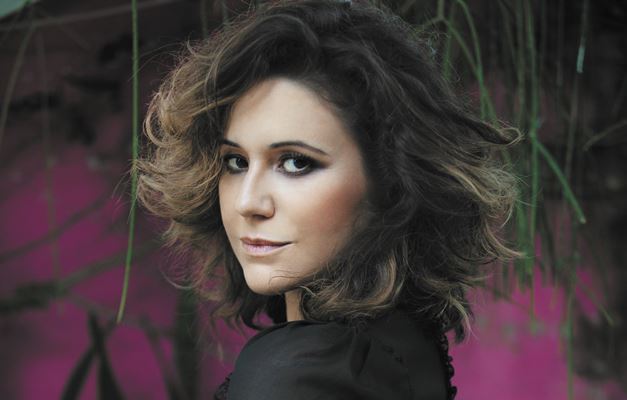 Maria Rita encerra temporada 2015 do Flamboyant In Concert