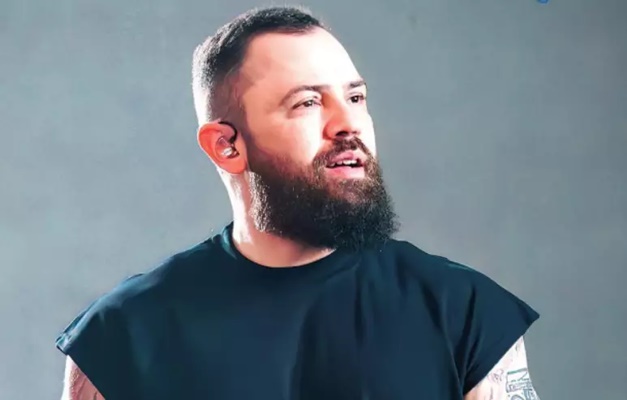 Mateus, da dupla com Jorge, recebe alta após cirurgia emergencial no joelho
