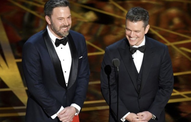 Matt Damon e Ben Affleck vão seguir cláusula de inclusão em seus filmes