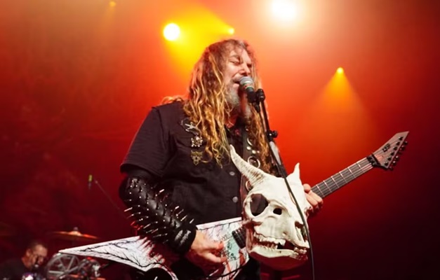 Max Cavalera diz que o metal é o gênero musical com 'menos racismo, sexismo e preconceito'