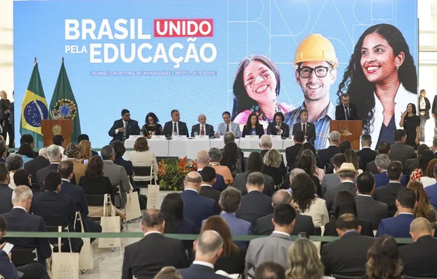MEC anuncia novos câmpus em Cidade Ocidental e outros 9 municípios