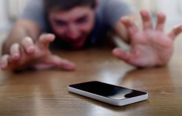 Medo de ficar sem celular pode se agravar durante isolamento