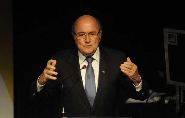 Mesmo com pressão de patrocinadores, Blatter garante que não deixará Fifa