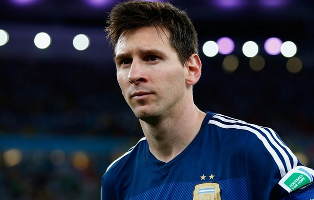 Mesmo com vice, Messi é eleito melhor jogador da Copa