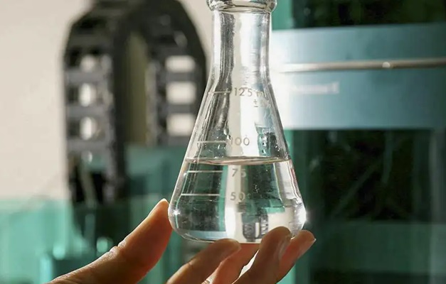 Metanol: estados e municípios recebem orientações para atendimentos