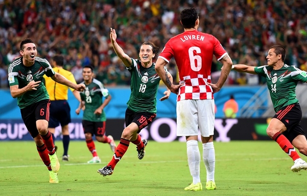 México faz 3 na Croácia e fica em segundo no Grupo A