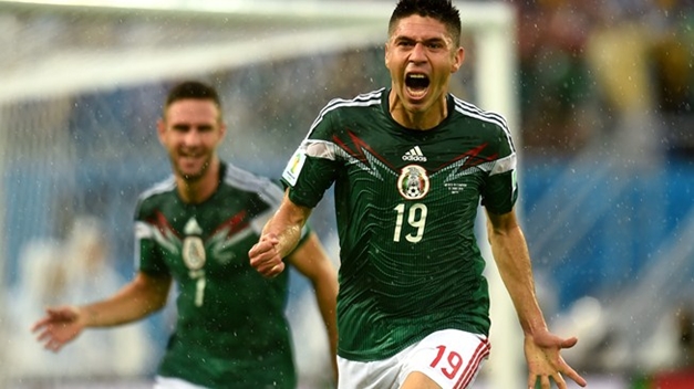 México supera erros de juiz e vence Camarões em Natal por 1 a 0