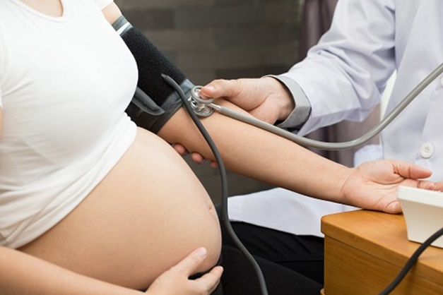 Ministério da Saúde recomenda cálcio para gestantes para prevenir eclâmpsia