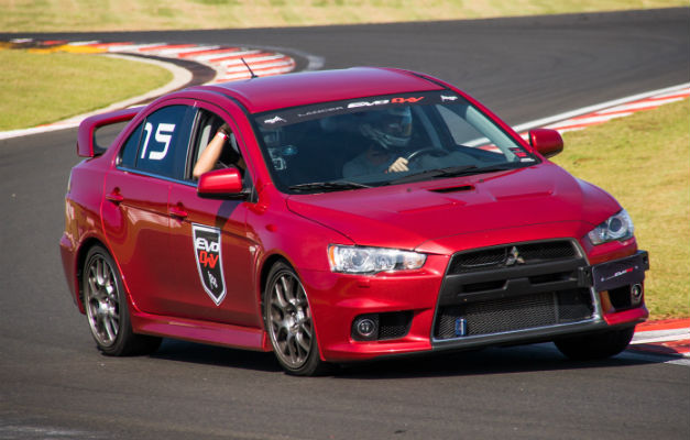 Mitsubishi Racing Day terá rali de regularidade no Autódromo de Goiânia