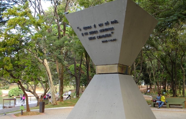 Monumento à Paz Mundial celebra união dos povos em Goiânia