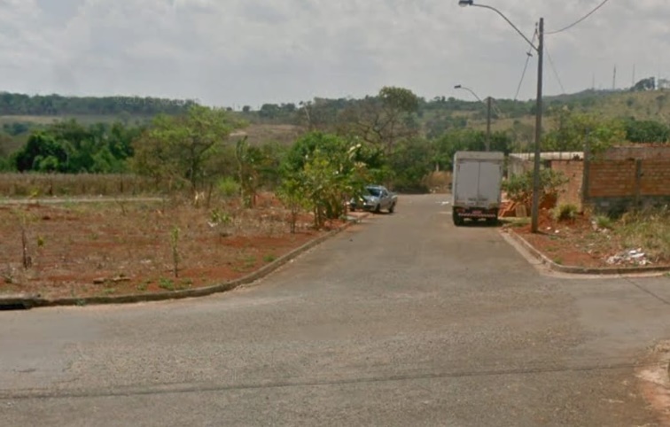 Moradores do Jardim Imperial cobram sinalização de trânsito há 4 anos 