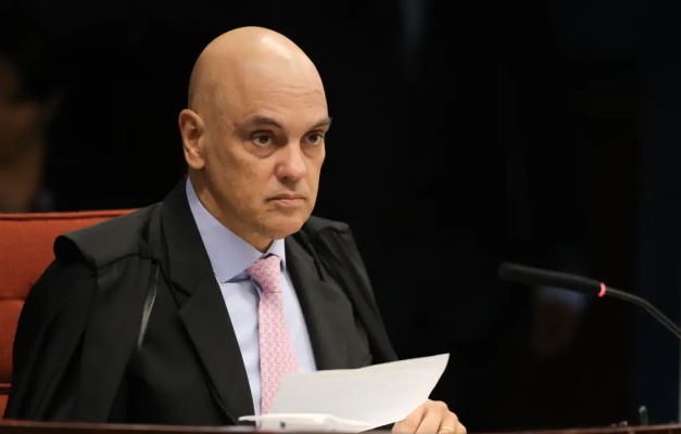 Moraes chama reunião ministerial de 'golpista' e diz que Bolsonaro 'instigou' contra o TSE