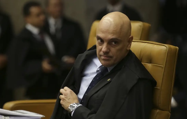 Moraes dá 24 horas para Musk indicar representante legal no Brasil