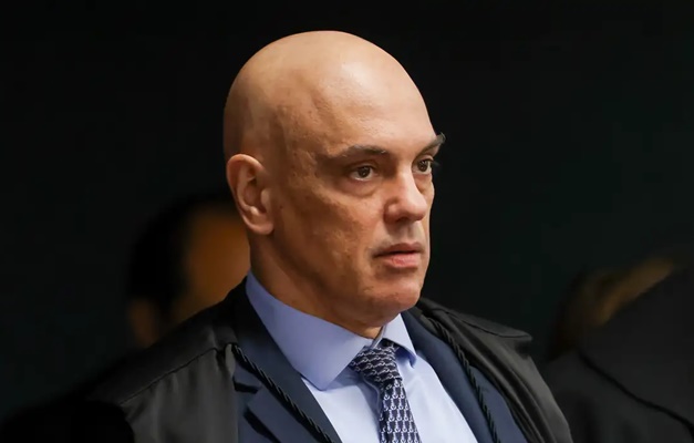 Moraes diz que bancos podem ser punidos se aplicarem sanções dos EUA
