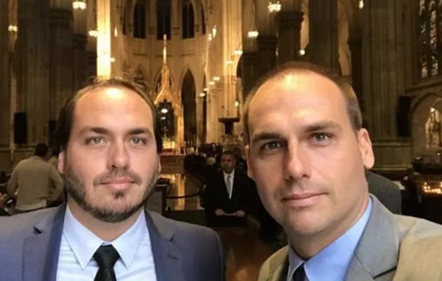 Moraes marca depoimentos no STF do 'núcleo 2' da trama golpista com Carlos e Eduardo Bolsonaro