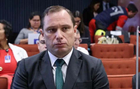Moraes nega pedido de Cid para não ir aos próximos interrogatórios do 'núcleo crucial'