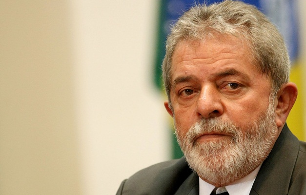 Moro condena Lula a 9 anos de prisão por corrupção e lavagem de dinheiro