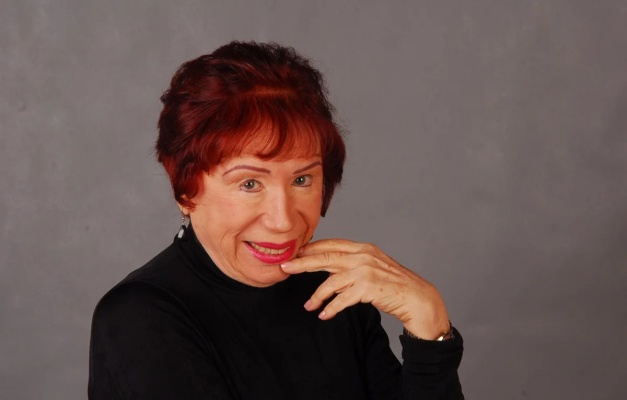 Morre a atriz e comediante Berta Loran, aos 99 anos