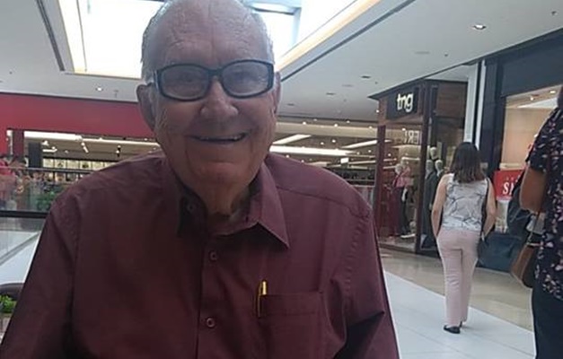 Morre, aos 88 anos, o escritor Luiz Augusto Sampaio