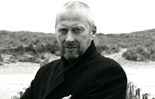 Morre Colin Vearncombe, conhecido como Black e voz de 'Wonderful Life'