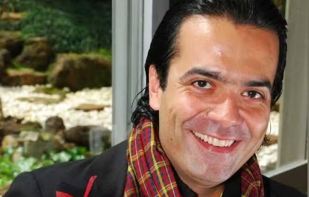 Morre Fabio Arruda, consultor de etiqueta e ex-A Fazenda, aos 54 anos