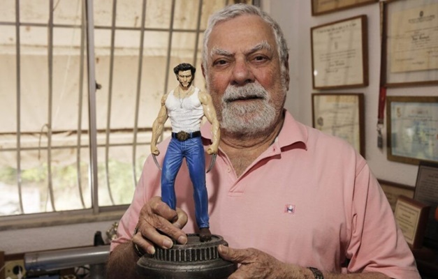 Morre Isaac Bardavid, dublador do Wolverine