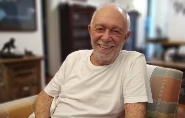 Morre o ator Roberto Frota, de 'Terra e Paixão' e 'Vale Tudo', aos 85 anos