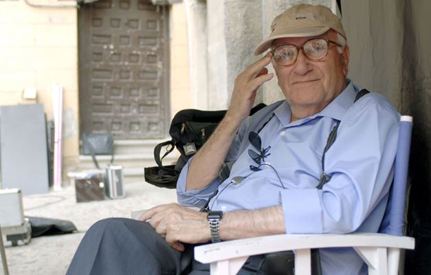 Morre o cineasta espanhol Vicente Aranda aos 88 anos