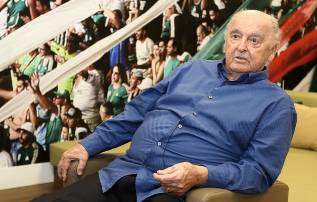 Morre Rubens Minelli, primeiro técnico tricampeão brasileiro, aos 94 anos