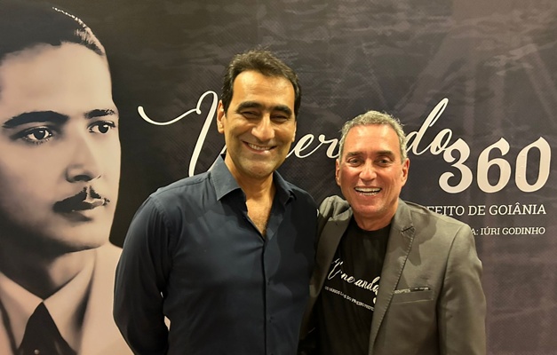 Mostra em homenagem a Venerando de Freitas reúne goianienses; veja