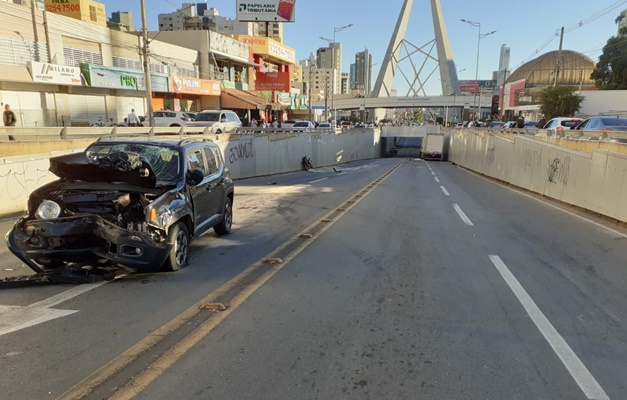 Motociclista morre em colisão frontal na Avenida 85, em Goiânia
