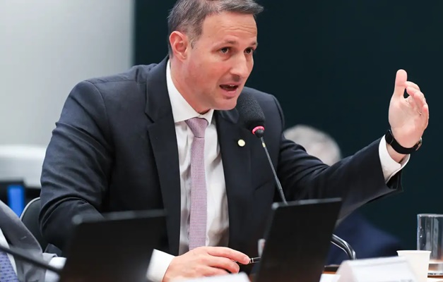 Motta anuncia deputado Guilherme Derrite como relator do projeto antifacção