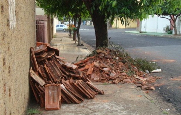 Multa para despejo irregular de entulho em Goiânia pode chegar a R$5 mil