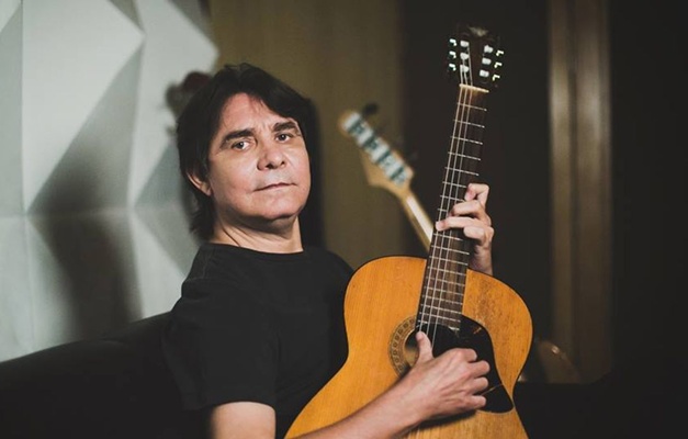 Músico Lô Borges é internado por intoxicação medicamentosa