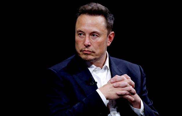 Musk reage a bloqueio na Starlink: Brasil não é seguro para investir